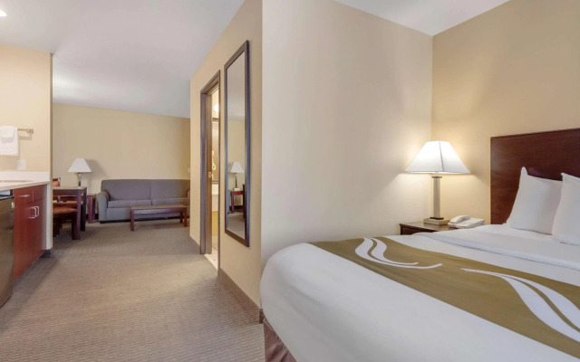 Quality Inn & Suites Lincoln North