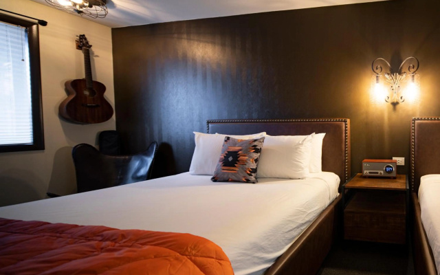 Campfire Hotel