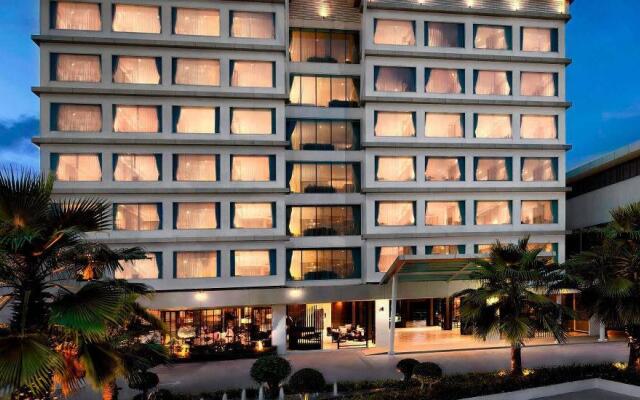 Signature Pattaya(Ex-Courtyard Pattaya By Marriott) 0