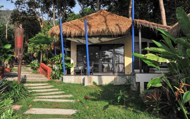 Отель Lalaanta Hideaway Resort Ланта вид на фасад