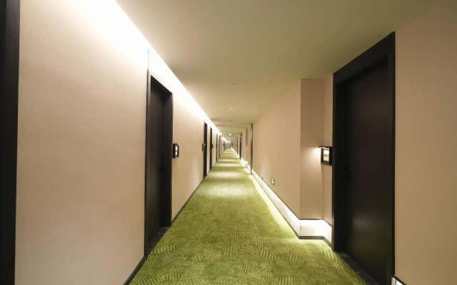 Sijiqing Teng Hotel (Ningbo Jiangshan Wanda Plaza Branch)
