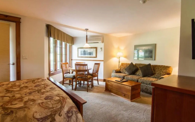 The Winwood Condominiums