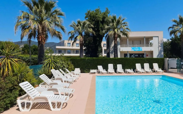 Spacious Marina Stay for Six