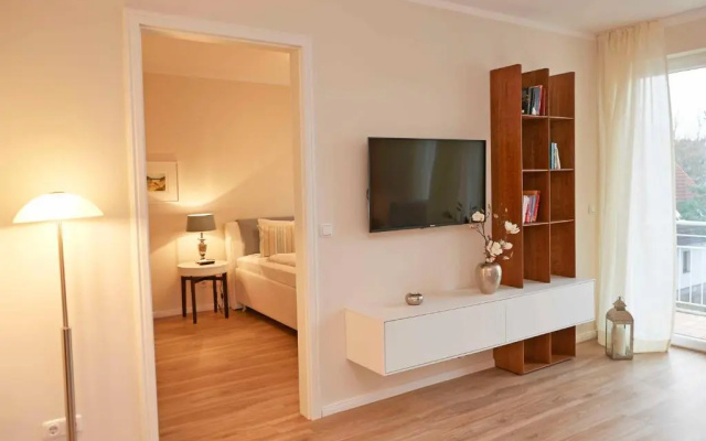 Residenz "bel-vital" F407 WG 21 mit Balkon und seitlichem Meerblick