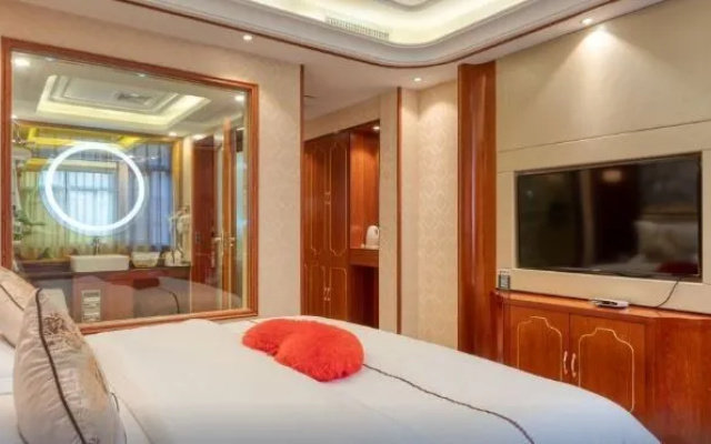 Shi Ji Hotel