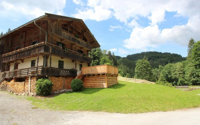 Farmhouse in Hopfgarten Near Ski Bus
