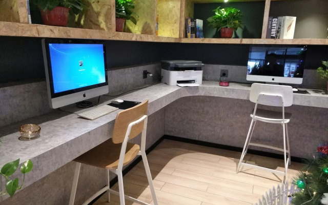 Ibis Dalian Airport Huabei Road Hotel