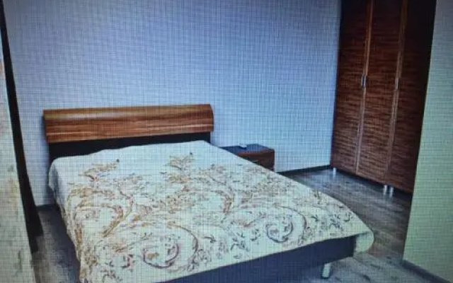 Guest House on Samburova 77