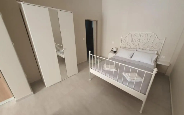 New apartment ,50m from the sea at Nea Irakleia.