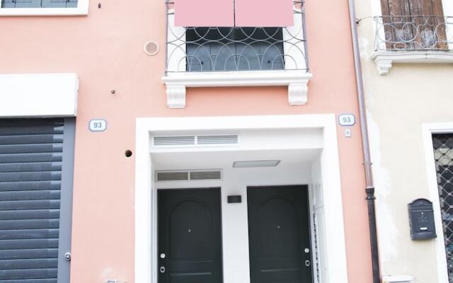 Отель PORTAVENEZIA bed-room-apartment Италия, Падуя - отзывы, цены и фото номеров - забронировать отель PORTAVENEZIA bed-room-apartment онлайн вид на фасад
