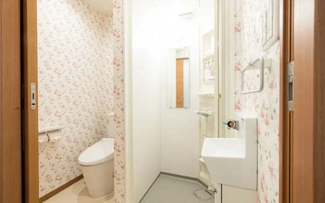 323Nanba-Near the station