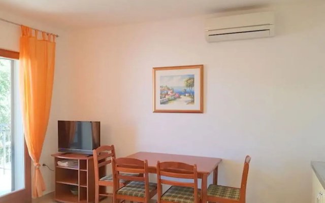 Apartments Ljiljana