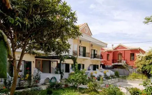 RosaNea Apartments