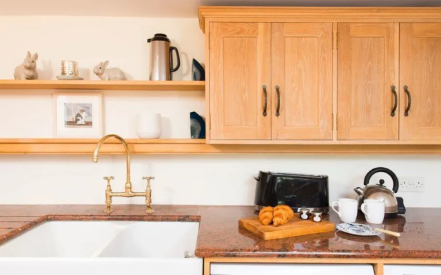Charming 3Br Home Near the Imperial War Museum