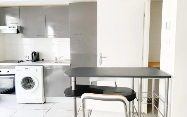 003 - Appartement Moderne et Terrasse - Jeanne d'Arc, Toulouse