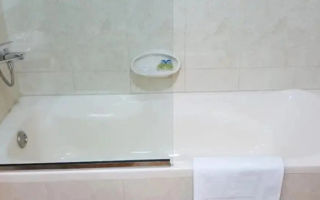 Epic Partition Room in Barsha Near Metro