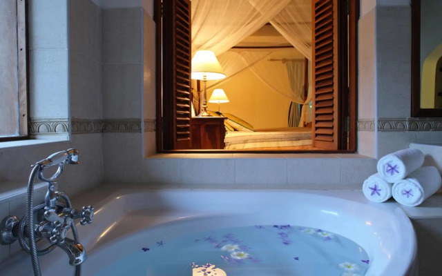 Bluebay Beach Resort & Spa