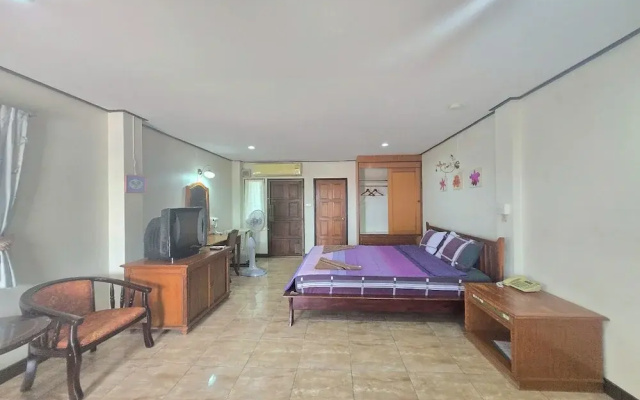 Phaiboon Hotel & Resort