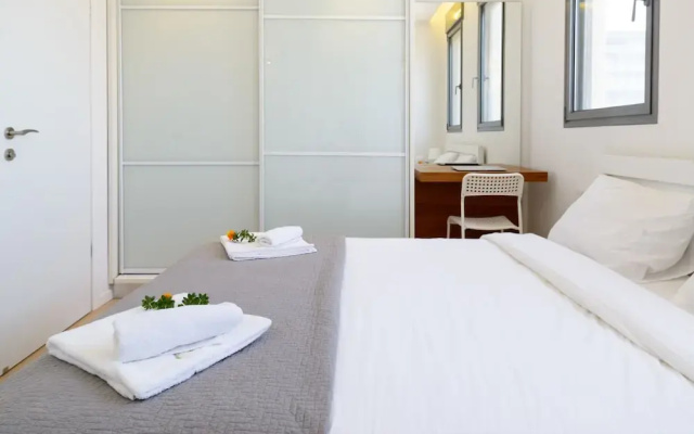 Comfort 3BR & Balcony by FeelHome