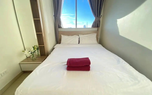 High Floor Sea View 2 Bed Room