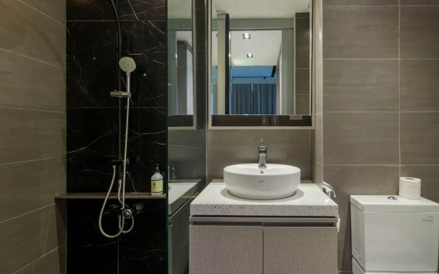 Expressionz Professional Suites by Perfect Host