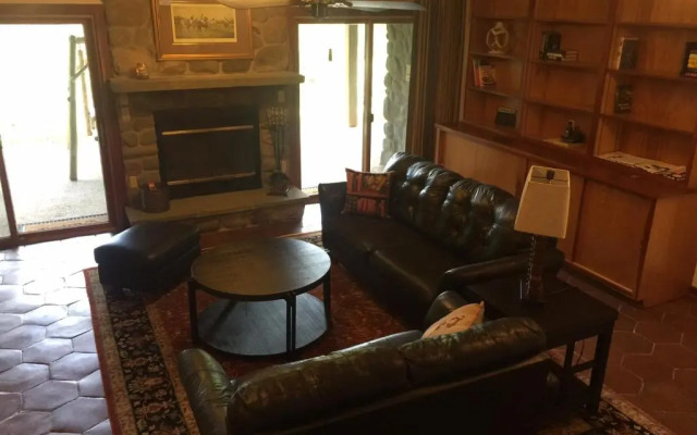 The Lodge in Sugar Hollow
