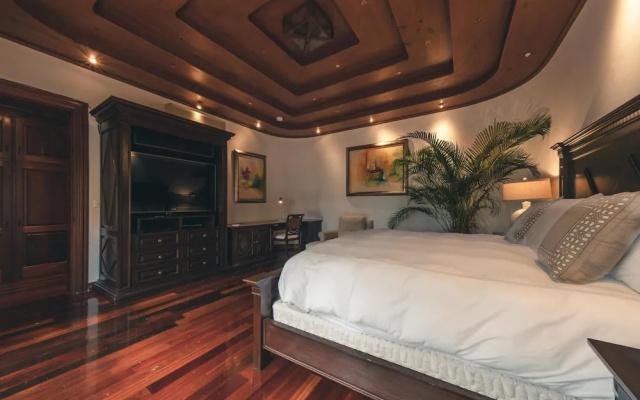 Luxurious Maison Larimar at Casa de Campo