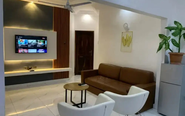 Okpèyèmi guest house