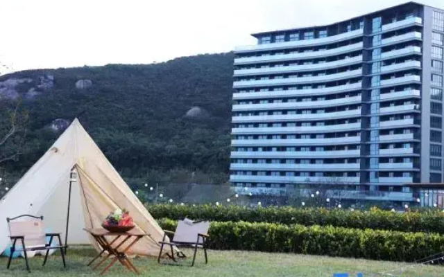 Xiangshan qicai wan Hotel (Songlan Mountain Scenic Area)