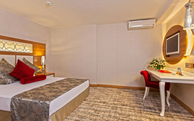 Justiniano Theodora Resort