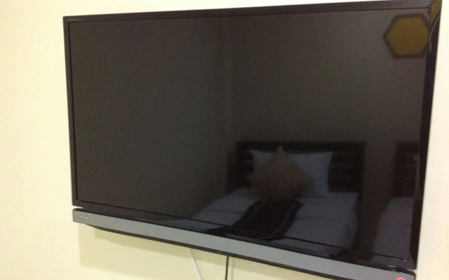 Beehive Patong Hostel