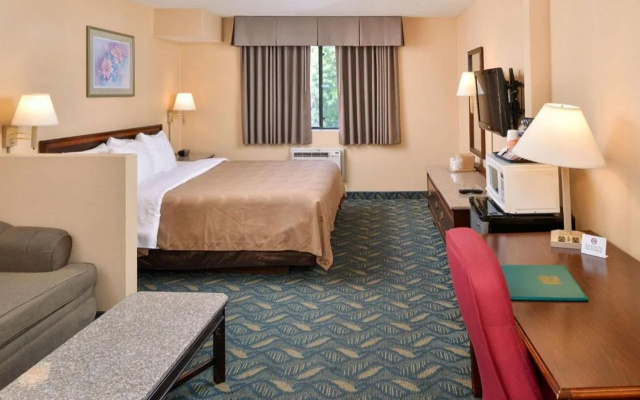Quality Inn & Suites Walnut