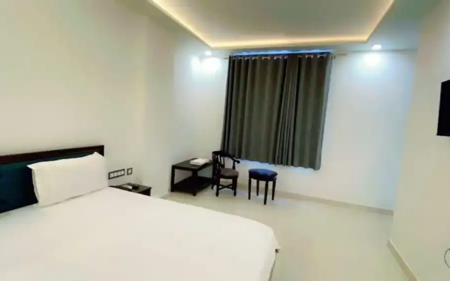 Hotel Giriraj Palace
