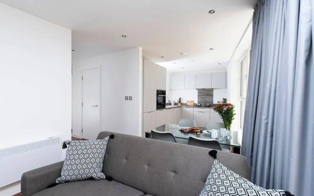 Stunning 2 Bedroom City Break Apartment