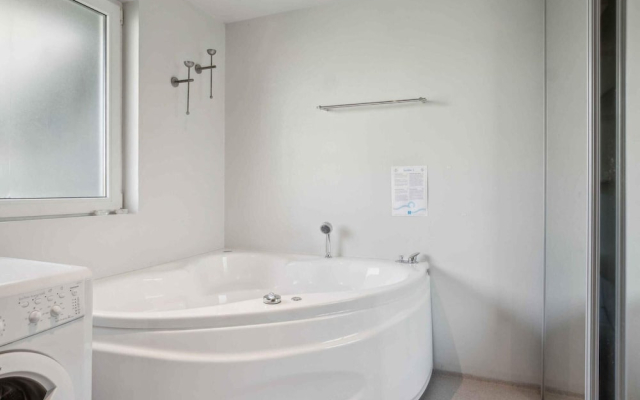 4 Star Holiday Home in Ronde