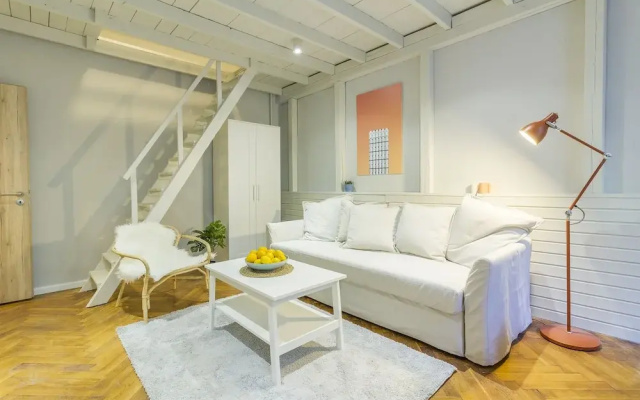 Vanilla Apartment
