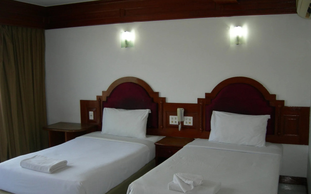 Hack Patong Beach Hotel