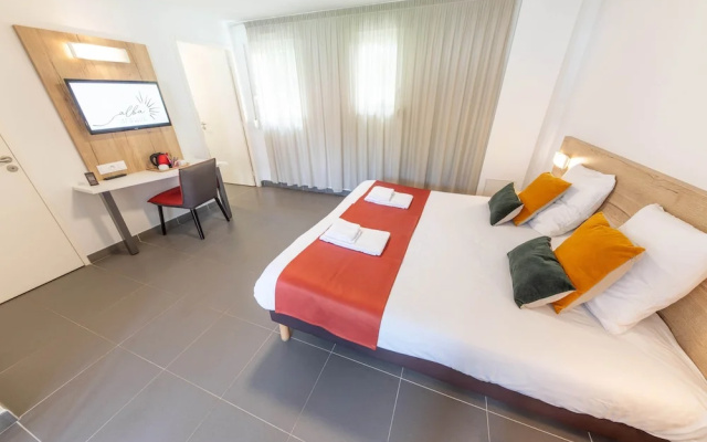 Alba Hotel Lac d'Orient