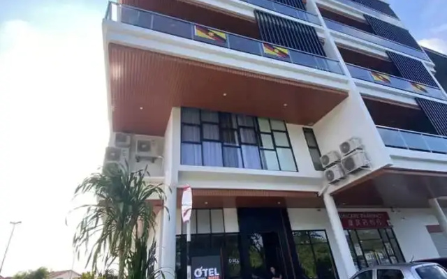 OTEL Hotel Suite