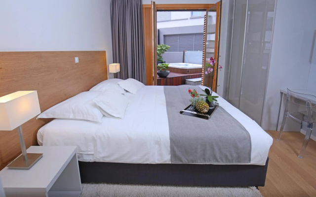 Luxury Apartment Kampanel