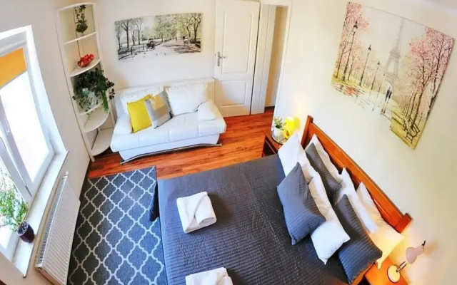 Comfortable 3-room Apartment Close to the sea