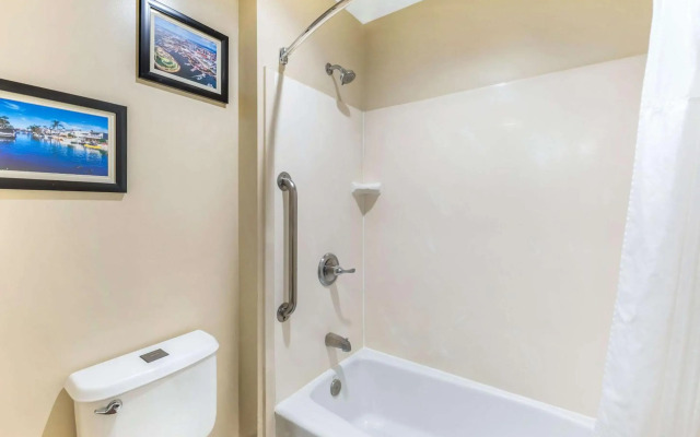 Comfort Inn Monterey Park - Los Angeles