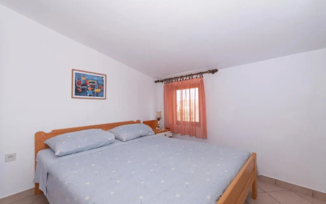Charming 1-bedroom Apartment Sonia, Sleeps 4