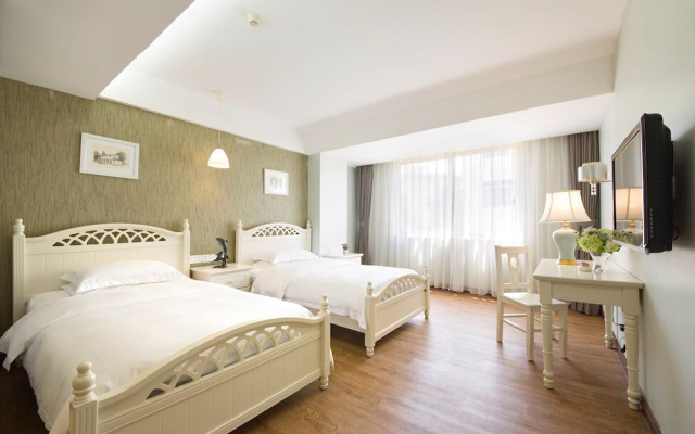 Penero Holiday Hotel