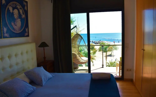 Barcelona Beachfront Apartment