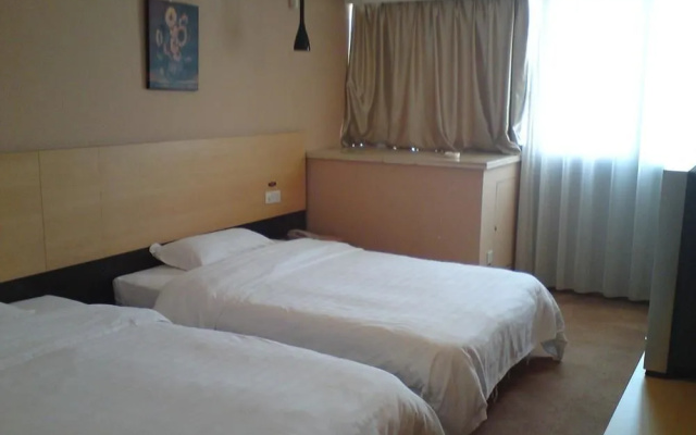 Homeinn Selected Hotel (Shanghai Baoshan Changlin Road Tonghe Xincun Subway Station)