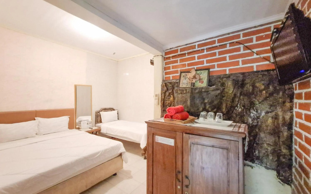 OYO 465 Alam Citra Bed & Breakfast