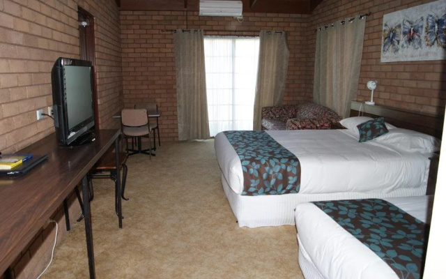 Bakery Park Motor Inn