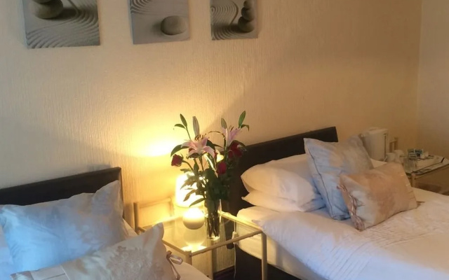 Admiral Guest House