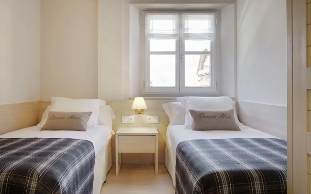 Val de Ruda Luxe 45 by FeelFree Rentals